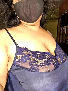 Smile-quien online show from October 31, 3:25 am