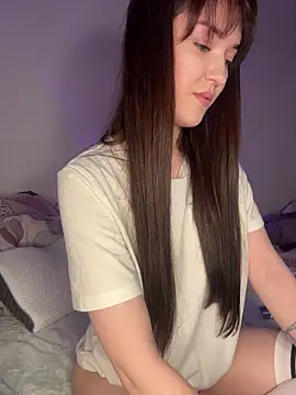 Veliora online show from March 15, 6:15 pm