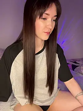 Veliora online show from February 26, 7:03 pm