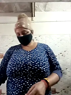 Rakhi sawant143 online show from December 5, 2:00 am