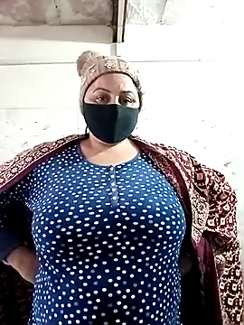 Snapshot of Rakhi_sawant143 chatting on December 21, 3:08 am Rakhi sawant143 online show from December 21, 3:08 am