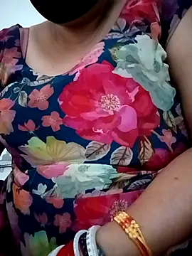 Snapshot of Rakhi_sawant143 chatting on September 26, 9:49 am Rakhi sawant143 online show from September 26, 9:49 am