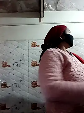 Snapshot of Rakhi_sawant143 chatting on January 11, 2:51 am Rakhi sawant143 online show from January 11, 2:51 am