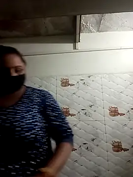 Rakhi sawant143 online show from November 12, 12:31 pm