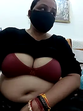 Rakhi sawant143 online show from November 3, 2:39 am