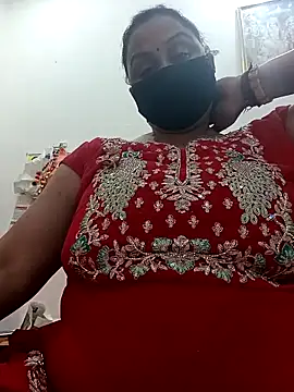 Snapshot of Rakhi_sawant143 chatting on October 26, 2:45 am Rakhi sawant143 online show from October 26, 2:45 am