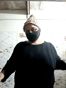 Rakhi sawant143 online show from December 14, 4:01 pm