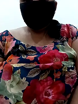 Snapshot of Rakhi_sawant143 chatting on February 20, 4:20 am Rakhi sawant143 online show from February 20, 4:20 am