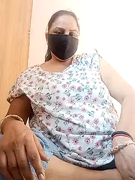 Snapshot of Rakhi_sawant143 chatting on June 17, 1:16 am Rakhi sawant143 online show from June 17, 1:16 am
