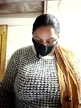 Snapshot of Rakhi_sawant143 chatting on January 17, 3:26 pm Rakhi sawant143 online show from January 17, 3:26 pm