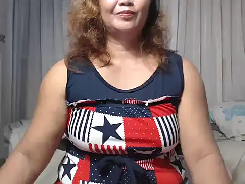 Snapshot of FelisitaG chatting on October 26, 10:26 am FelisitaG online show from October 26, 10:26 am