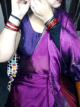 Oh 011 online show from April 5, 4:24 pm