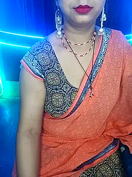 Snapshot of Oh_011 chatting on June 12, 4:38 pm Oh 011 online show from June 12, 4:38 pm
