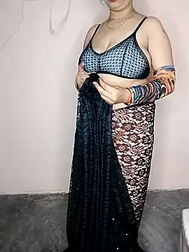 Snapshot of Oh_011 chatting on October 26, 3:34 pm Oh 011 online show from October 26, 3:34 pm