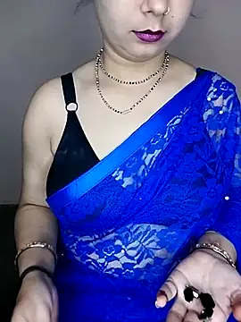 Snapshot of Oh_011 chatting on October 24, 4:06 pm Oh 011 online show from October 24, 4:06 pm