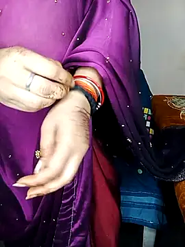 Oh 011 online show from February 20, 3:58 pm