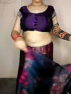 Snapshot of Oh_011 chatting on November 3, 2:42 pm Oh 011 online show from November 3, 2:42 pm