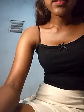 venuki ihalagamage online show from March 19, 7:36 pm