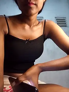 venuki ihalagamage online show from March 5, 5:20 pm