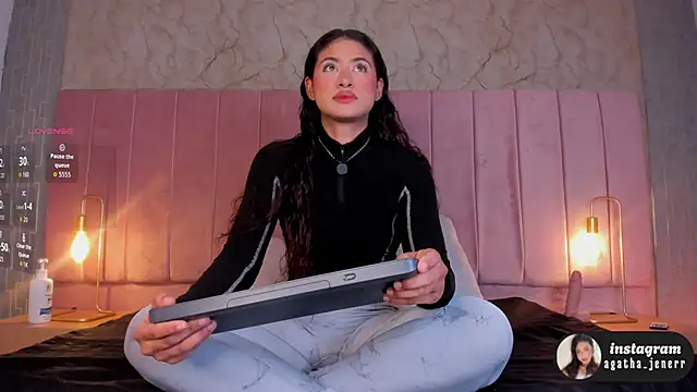 agatha jener online show from February 23, 11:33 am