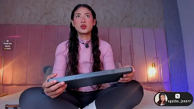 agatha jener online show from February 24, 11:33 am