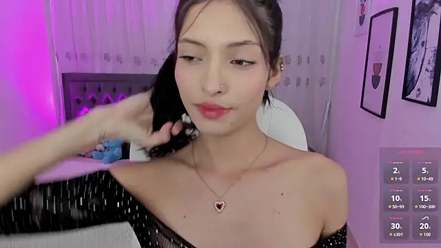 Mia Clay1 online show from June 19, 8:36 pm