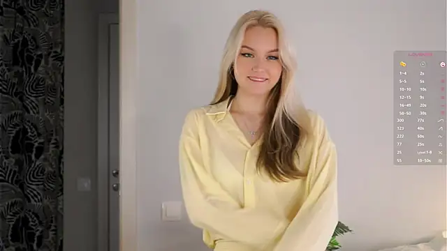 Snapshot of CherieSprinzl chatting on October 8, 8:05 am CherieSprinzl online show from October 8, 8:05 am
