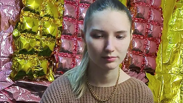  kikiclark   online show from March 20, 6:09 pm