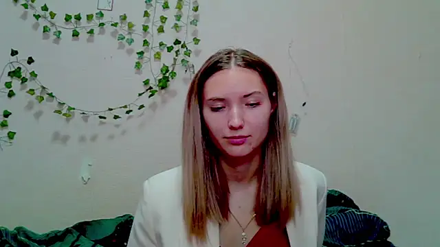  kikiclark   online show from November 21, 10:20 pm