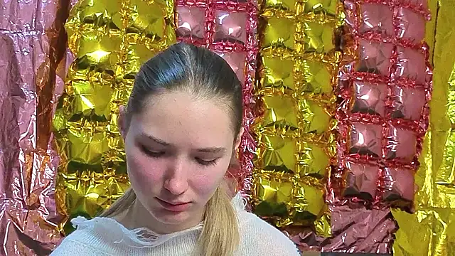  kikiclark   online show from March 22, 8:54 pm