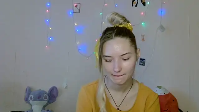  kikiclark   online show from September 10, 7:29 am