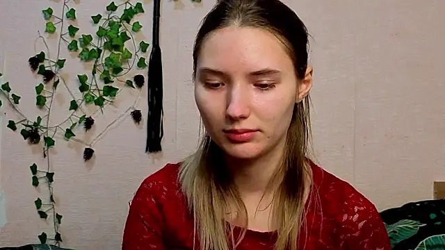  kikiclark   online show from February 20, 8:44 pm