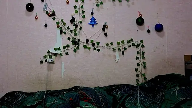  kikiclark   online show from January 18, 8:56 pm