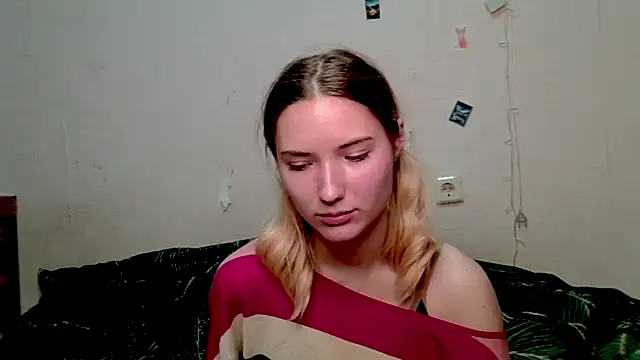  kikiclark   online show from October 16, 8:50 pm