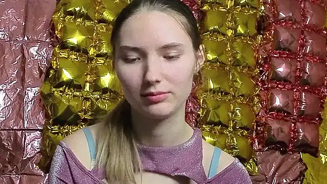  kikiclark   online show from March 21, 9:19 pm