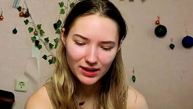  kikiclark   online show from February 13, 11:54 am