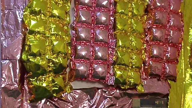  kikiclark   online show from April 8, 7:15 pm