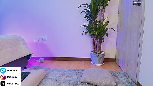 Snapshot of samucamx_ chatting on September 25, 3:01 am samucamx online show from September 25, 3:01 am