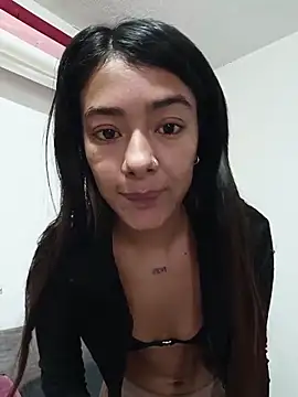 Lucianaa Guerra online show from May 13, 3:52 pm