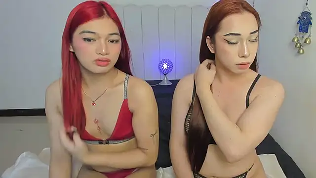 Emerald DeLuxe online show from October 21, 3:33 pm