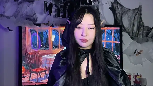 WonderMira online show from October 28, 1:10 pm