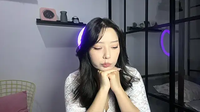 WonderMira online show from October 5, 2:19 pm