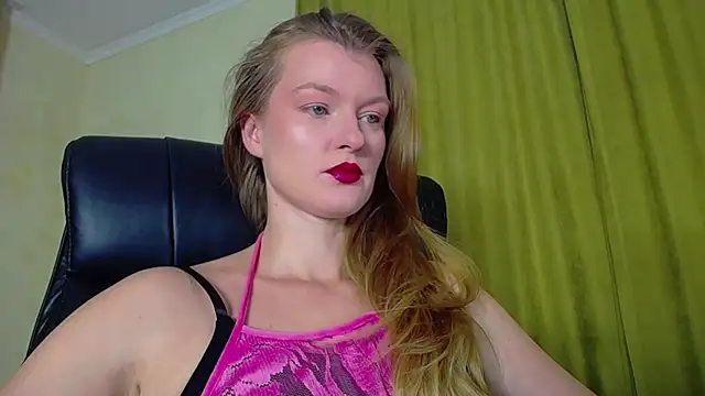 MysticVenus  online show from November 15, 1:15 pm