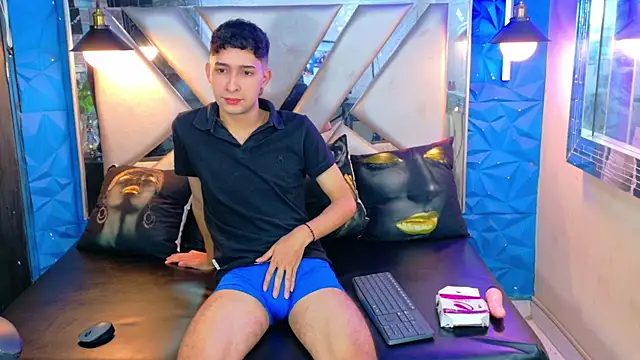 Snapshot of Kygo_Williams chatting on September 15, 8:31 pm Kygo Williams online show from September 15, 8:31 pm