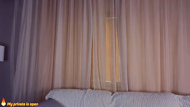 AntonelaAmeli online show from May 16, 1:37 am