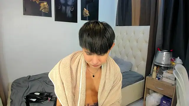xxxhugecocktwinkxxx online show from December 20, 6:44 pm