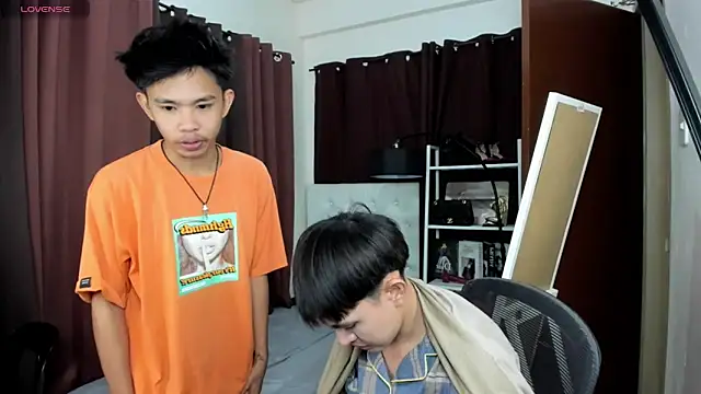 xxxhugecocktwinkxxx online show from September 25, 9:26 am