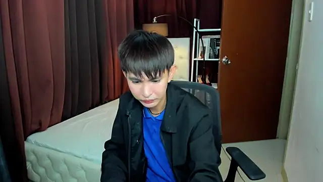 xxxhugecocktwinkxxx online show from October 13, 7:48 pm