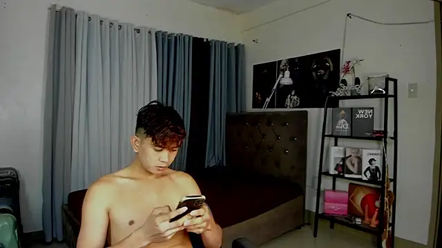 Snapshot of mightyhotcock chatting on October 2, 5:49 pm mightyhotcock online show from October 2, 5:49 pm