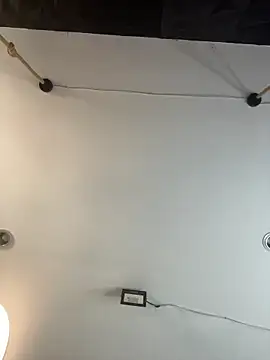 Juanita-Diaz online show from April 14, 8:36 pm